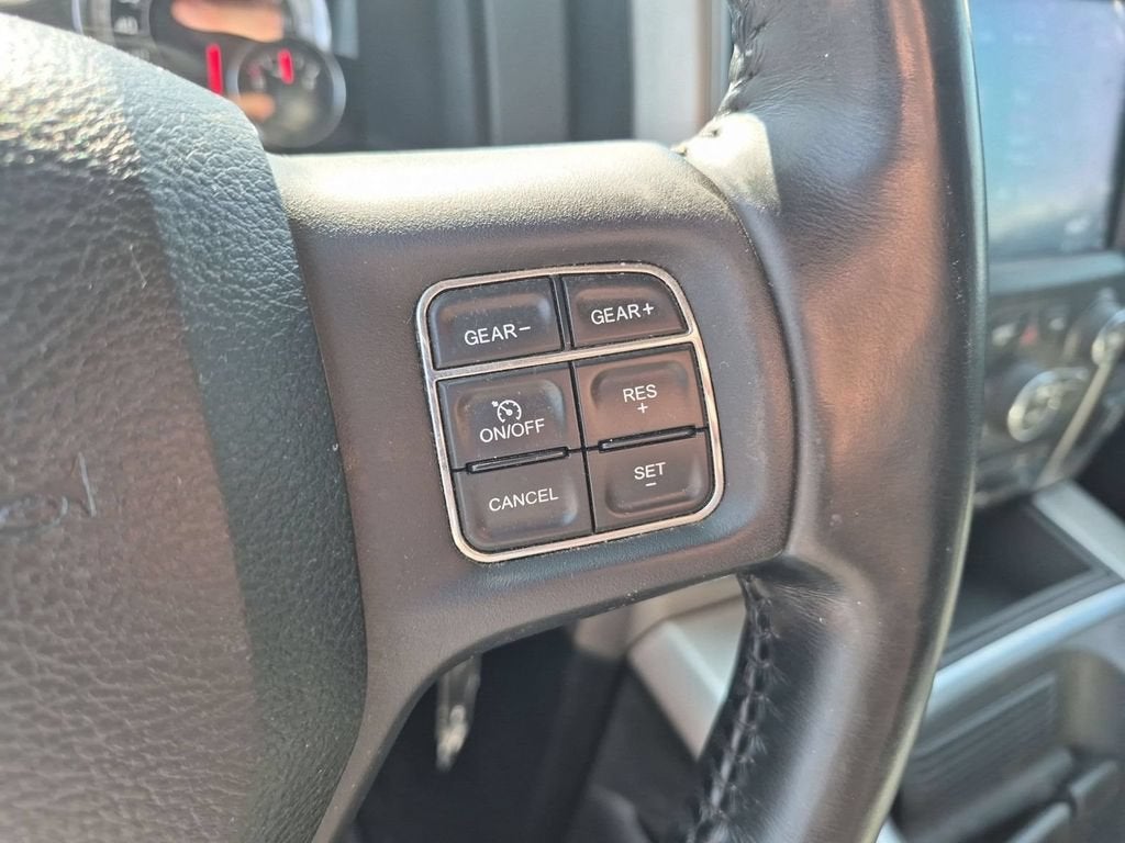 2018 RAM 1500 Big Horn Crew Cab 4x4 5'7" Box