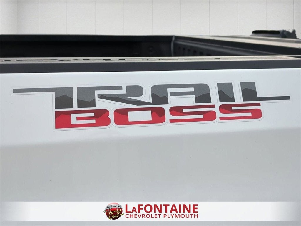 2022 Chevrolet Silverado 1500 Custom Trail Boss
