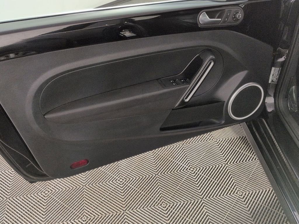 2017 Volkswagen Beetle Convertible 1.8T S