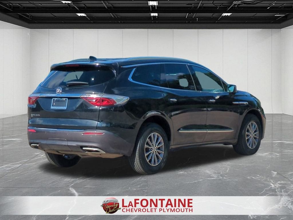 2023 Buick Enclave Essence
