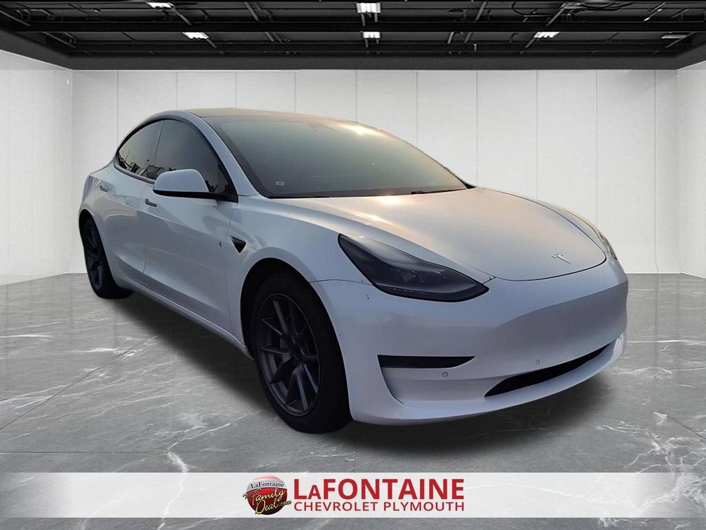 2021 Tesla Model 3 Standard Range Plus