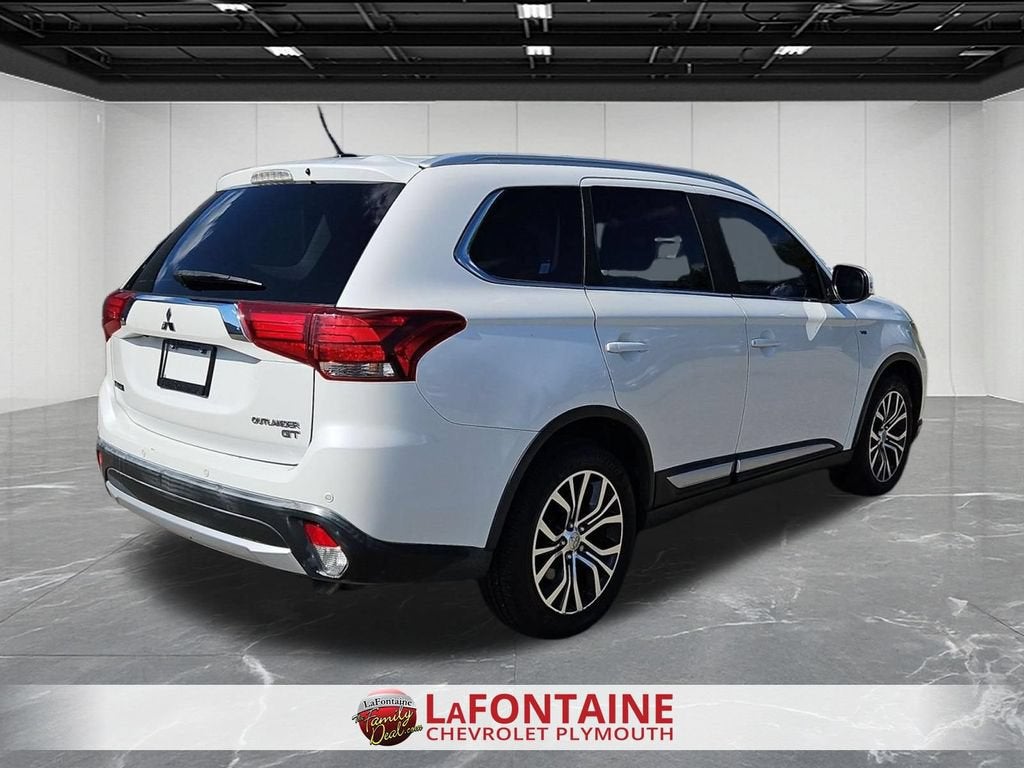 2016 Mitsubishi Outlander GT