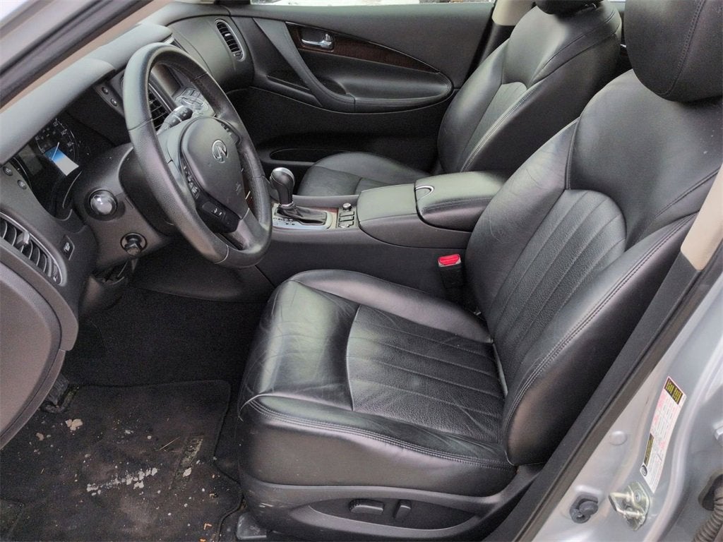 2017 INFINITI QX50 Base