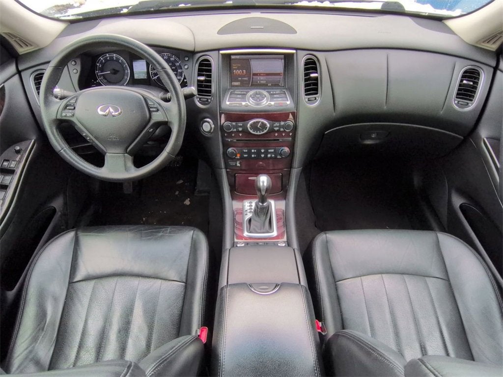 2017 INFINITI QX50 Base