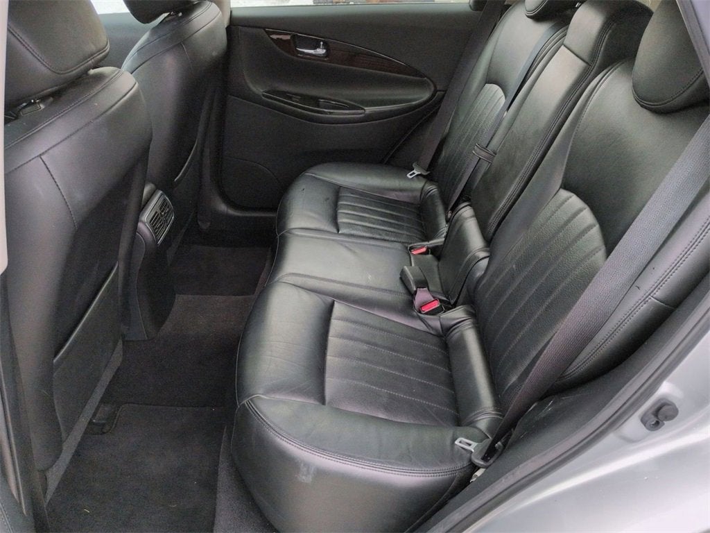 2017 INFINITI QX50 Base