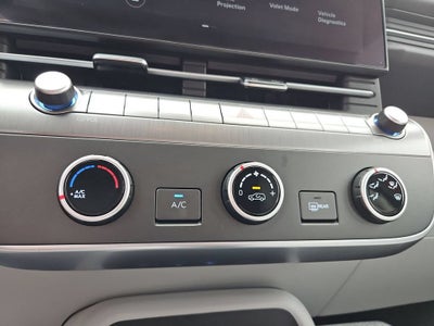 2024 Hyundai Kona SE