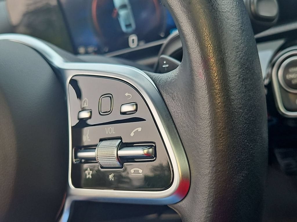 2020 Mercedes-Benz A 220 A 220