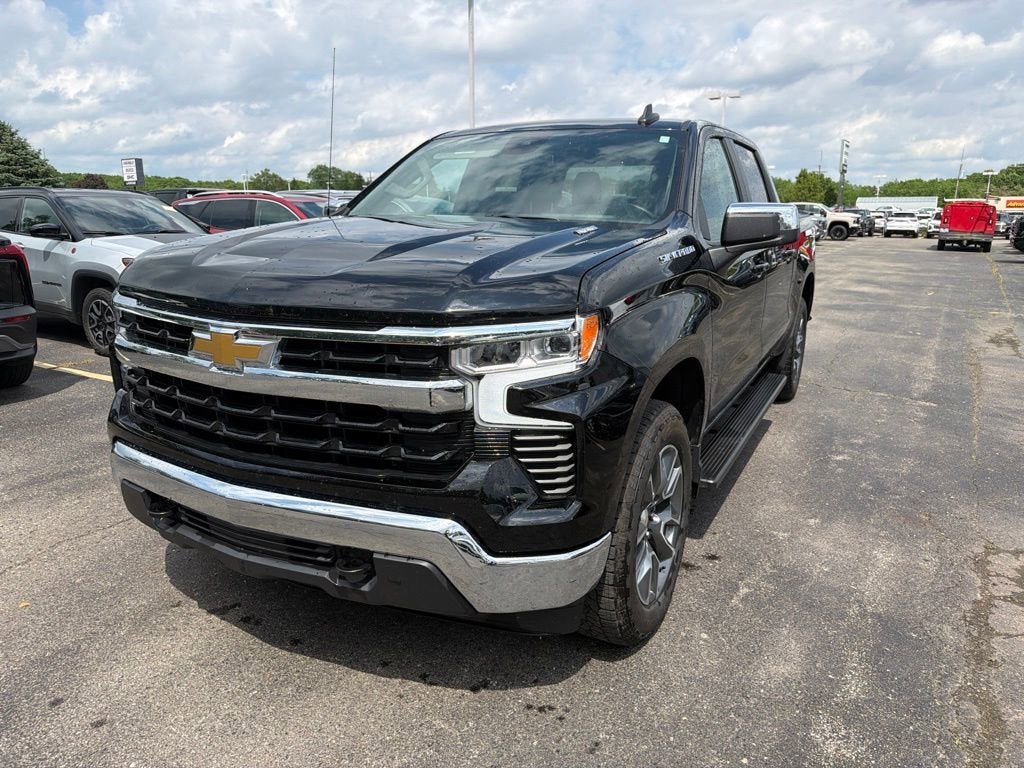 2025 Chevrolet Silverado 1500 LT 2FL 4X4 Crew Cab Short Box's photo