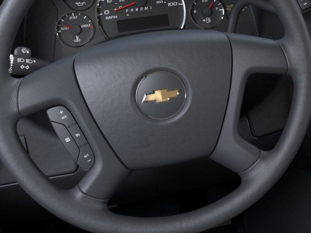 2025 Chevrolet Express Cargo WT