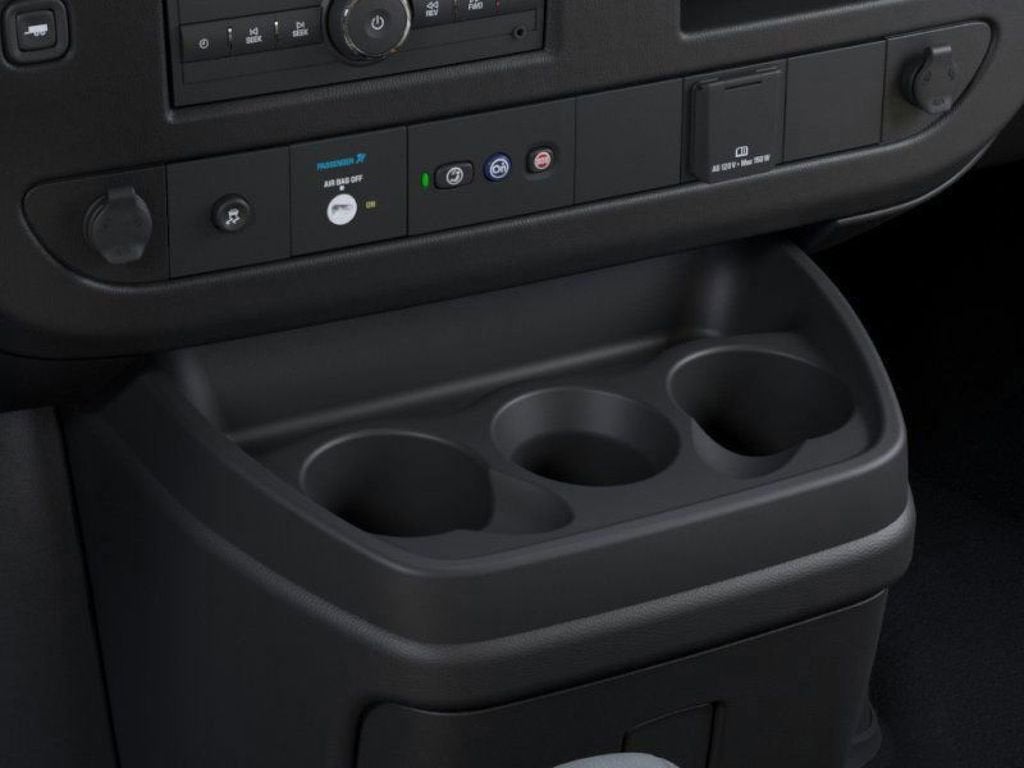2025 Chevrolet Express Cargo WT