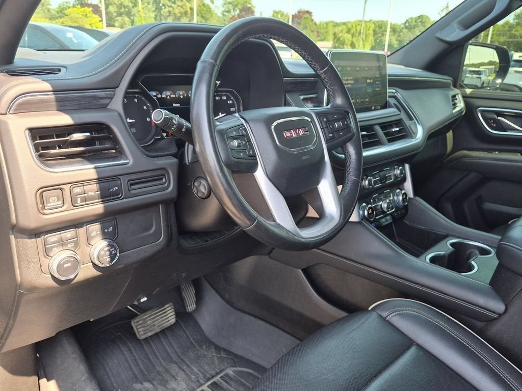 2021 GMC Yukon XL SLT