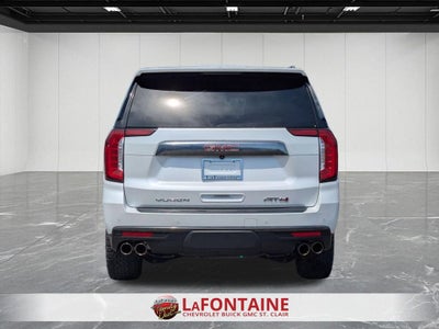 2022 GMC Yukon XL AT4