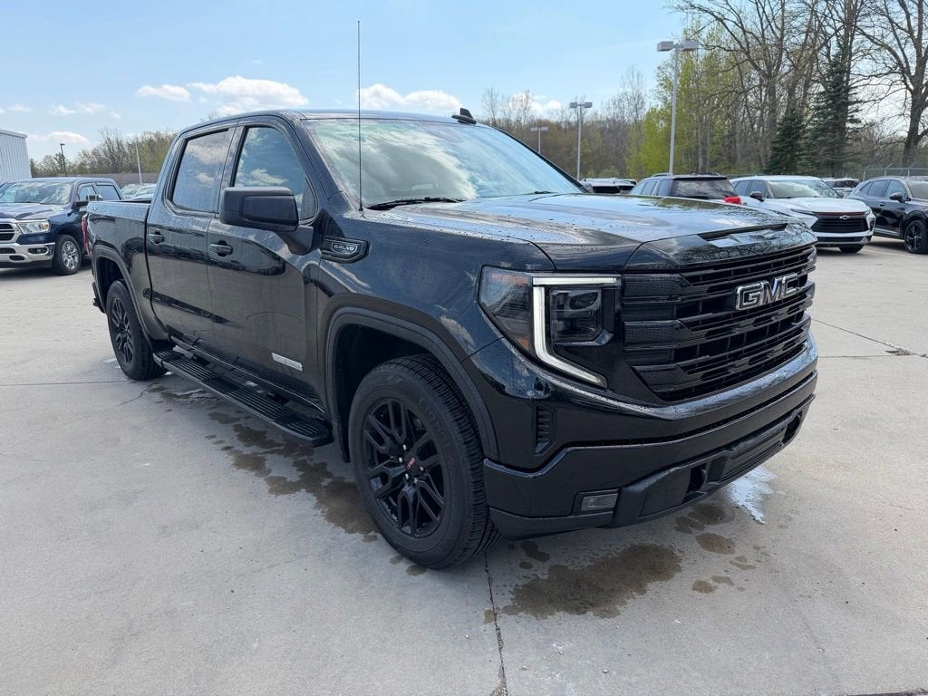 2022 GMC Sierra 1500 Elevation