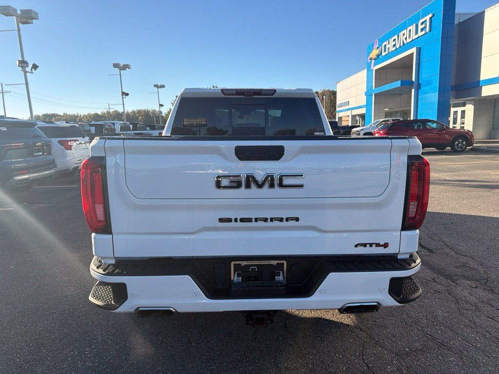 2024 GMC Sierra 1500 AT4
