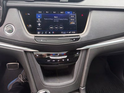 2024 Cadillac XT5 Sport