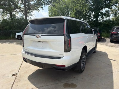 2023 Cadillac Escalade Sport