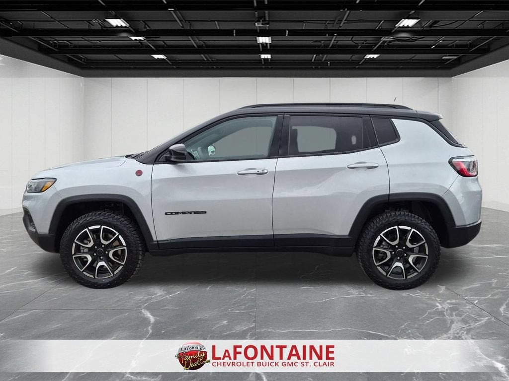 2025 Jeep Compass Trailhawk