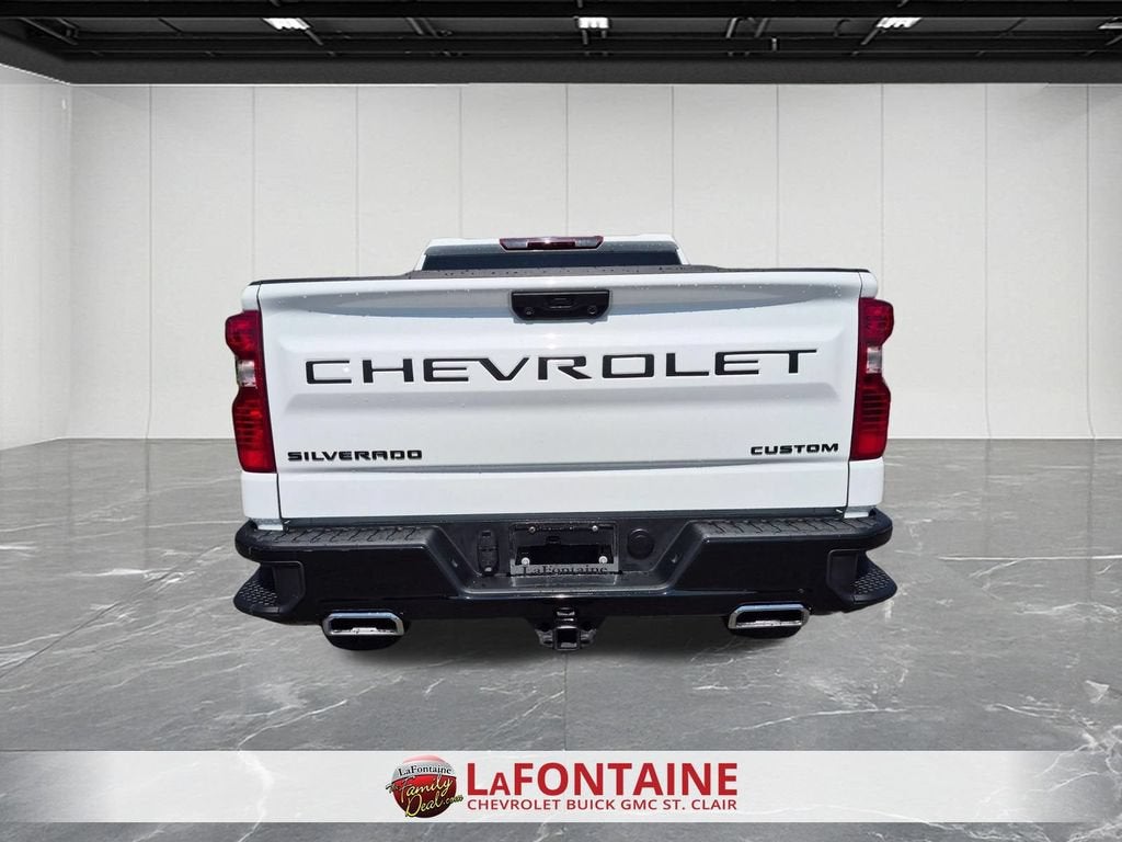2022 Chevrolet Silverado 1500 Custom Trail Boss
