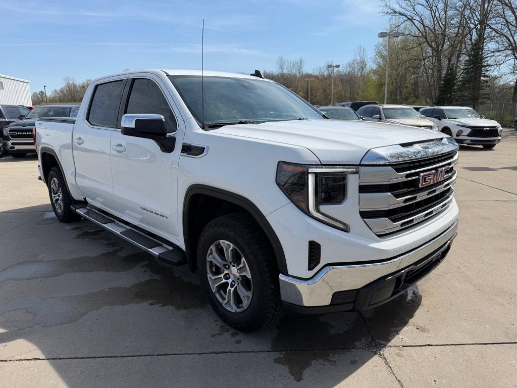2022 GMC Sierra 1500 SLE