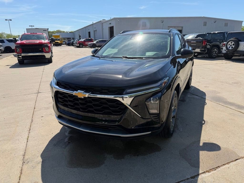2024 Chevrolet Trax LT's photo