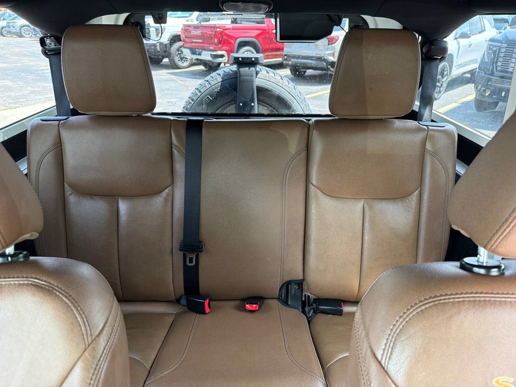 2016 Jeep Wrangler Unlimited Sahara