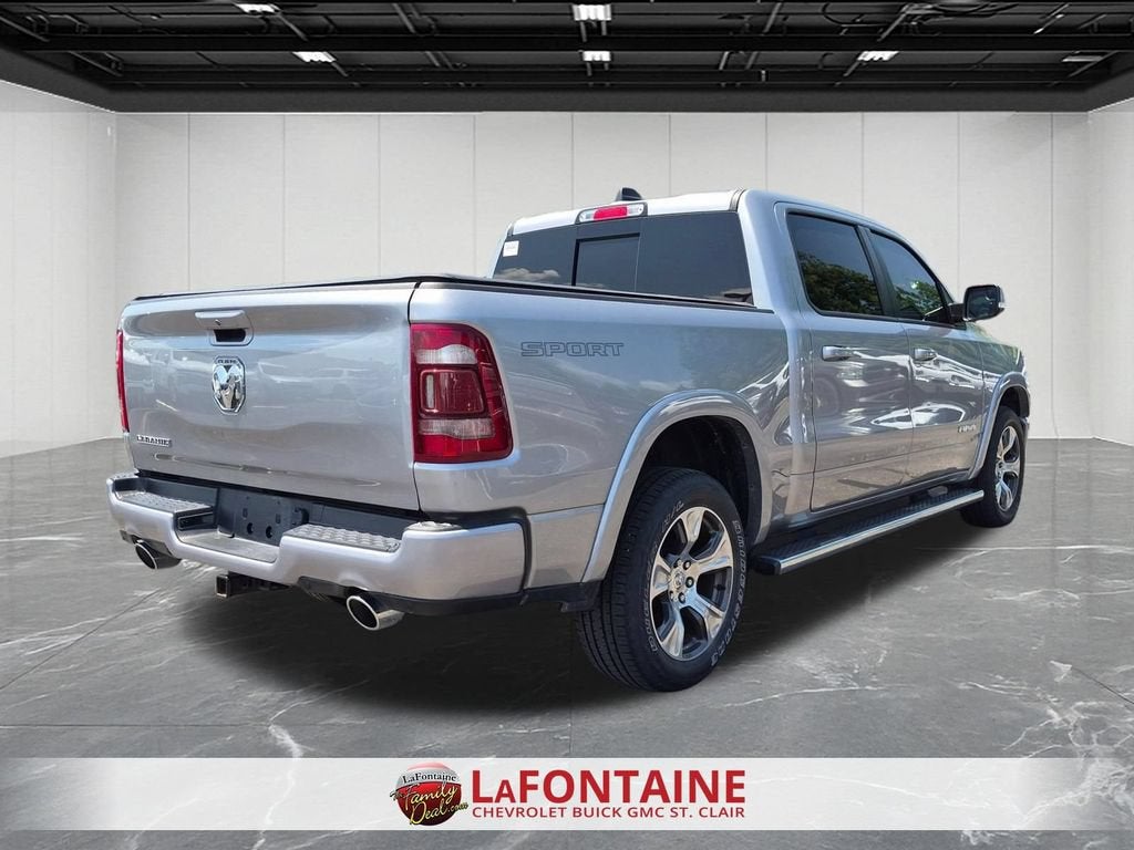 2022 RAM 1500 Laramie Crew Cab 4x2 5'7" Box