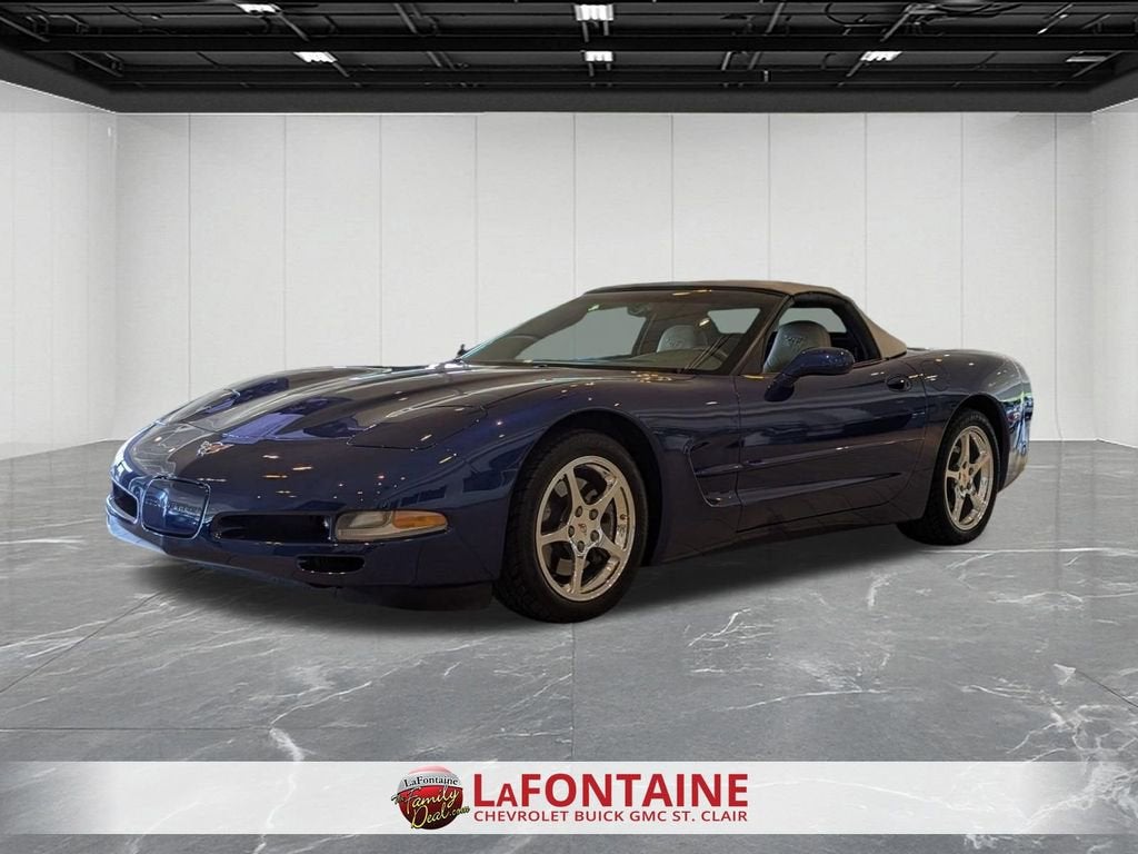 2004 Chevrolet Corvette Convertible's photo
