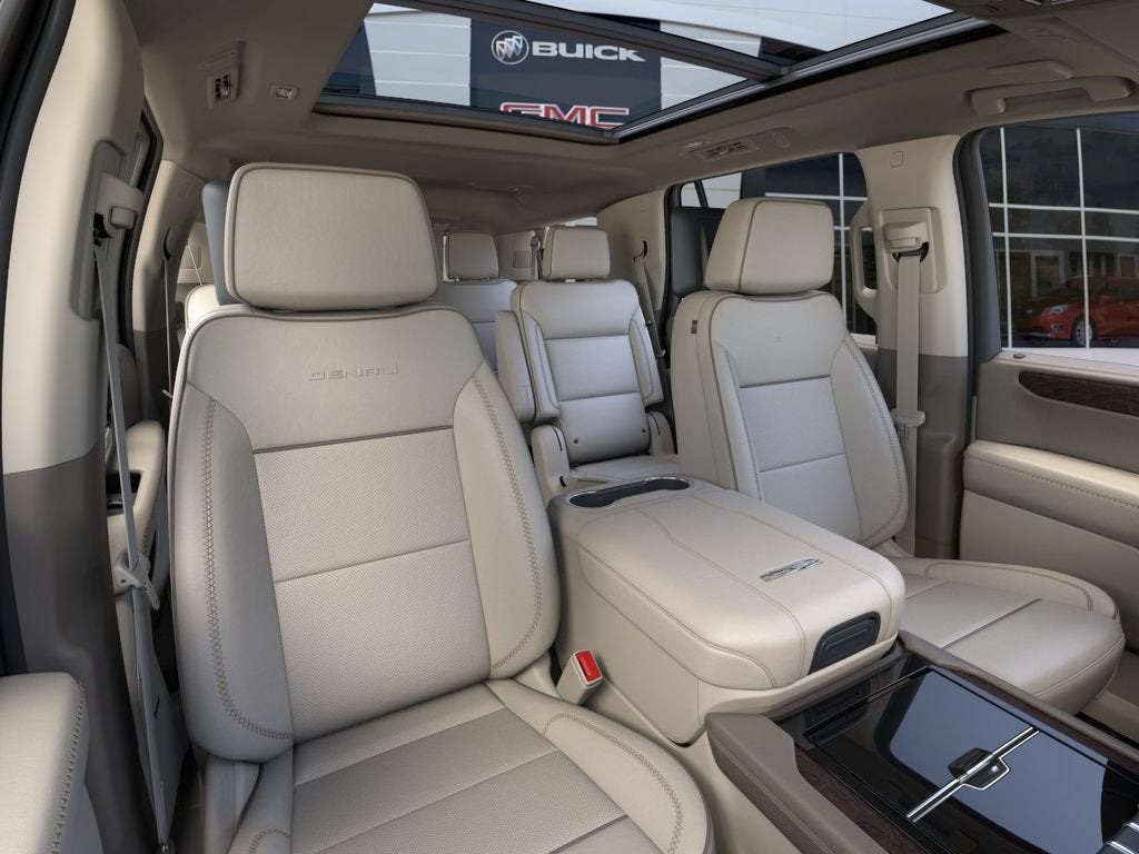 2026 GMC Yukon Denali - Photo 16