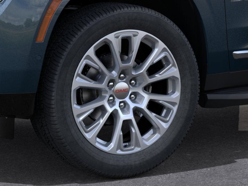 2026 GMC Yukon Denali - Photo 9