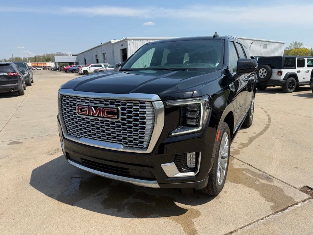 2024 GMC Yukon 4WD Denali's photo