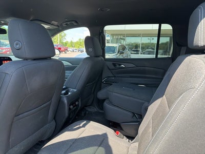 2024 Chevrolet Traverse LT