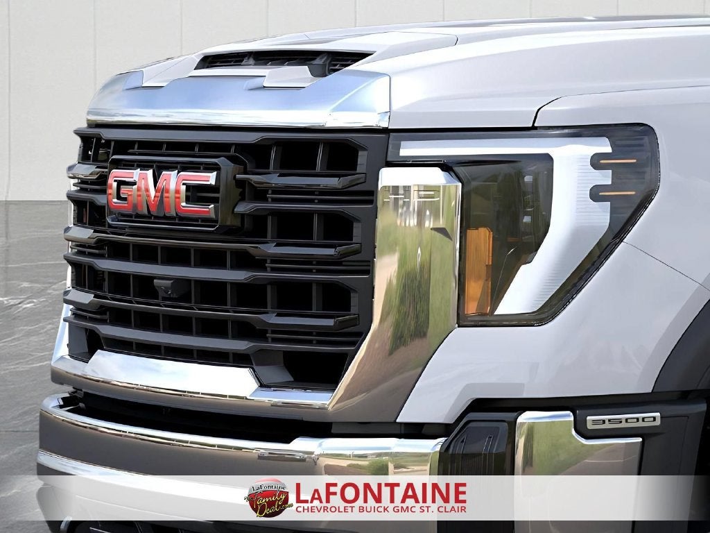 2026 GMC Sierra 3500HD Pro - Photo 13