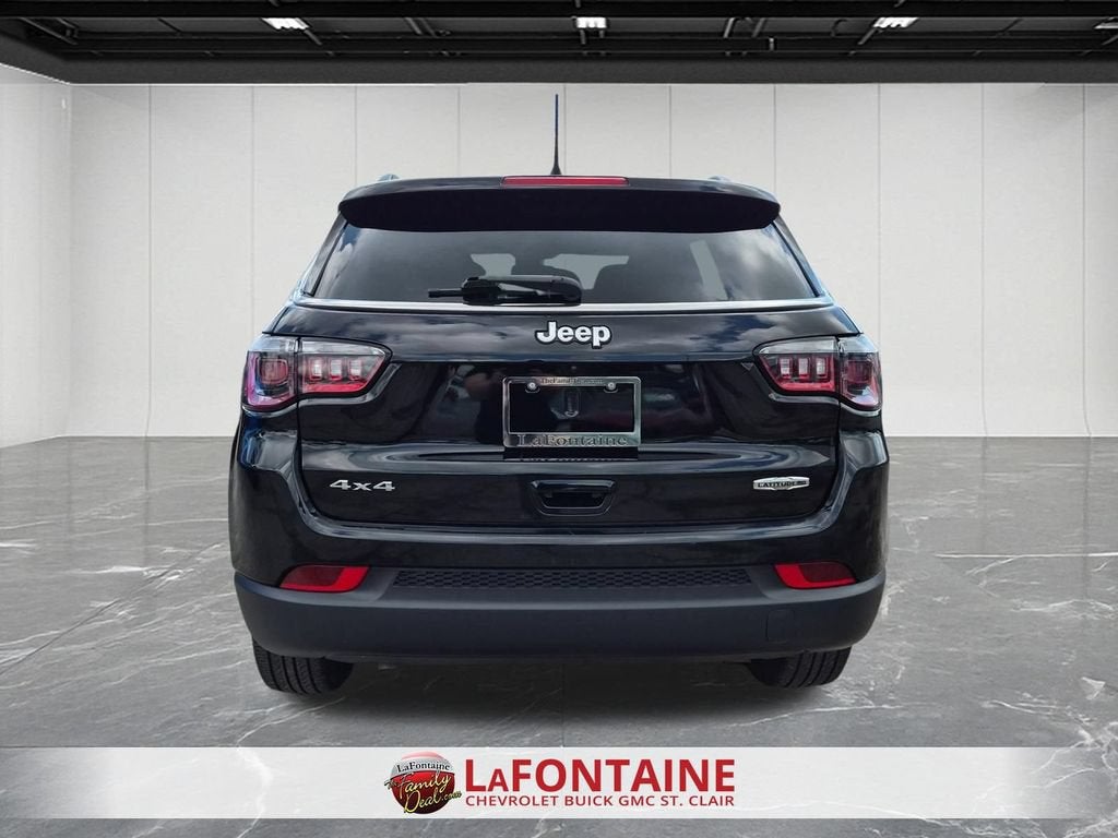 2023 Jeep Compass Latitude Lux FWD