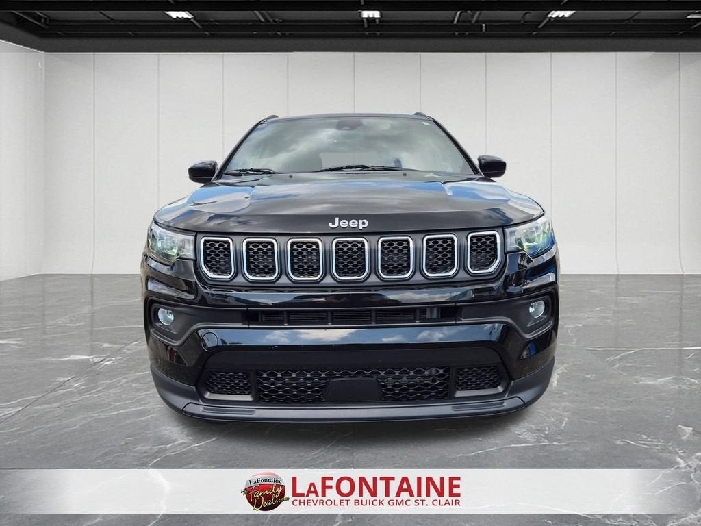 2023 Jeep Compass Latitude Lux FWD