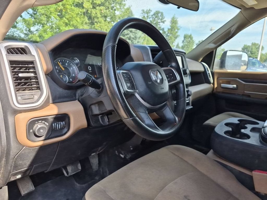 2019 RAM 2500 Big Horn Crew Cab 4x4 8' Box